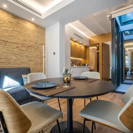 Olivia Apartment