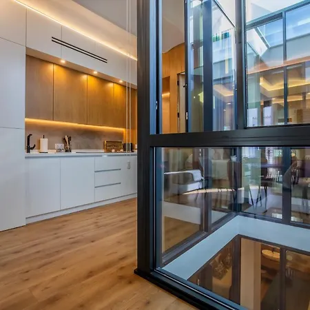 Olivia Apartment *