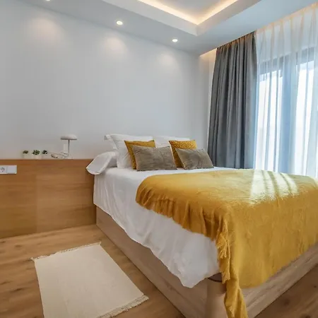 Olivia Apartment