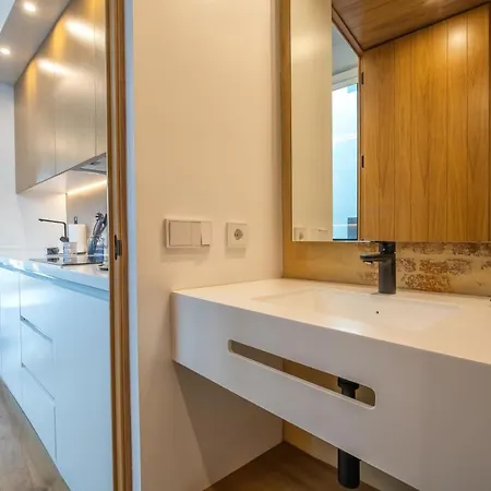 Olivia Apartment *